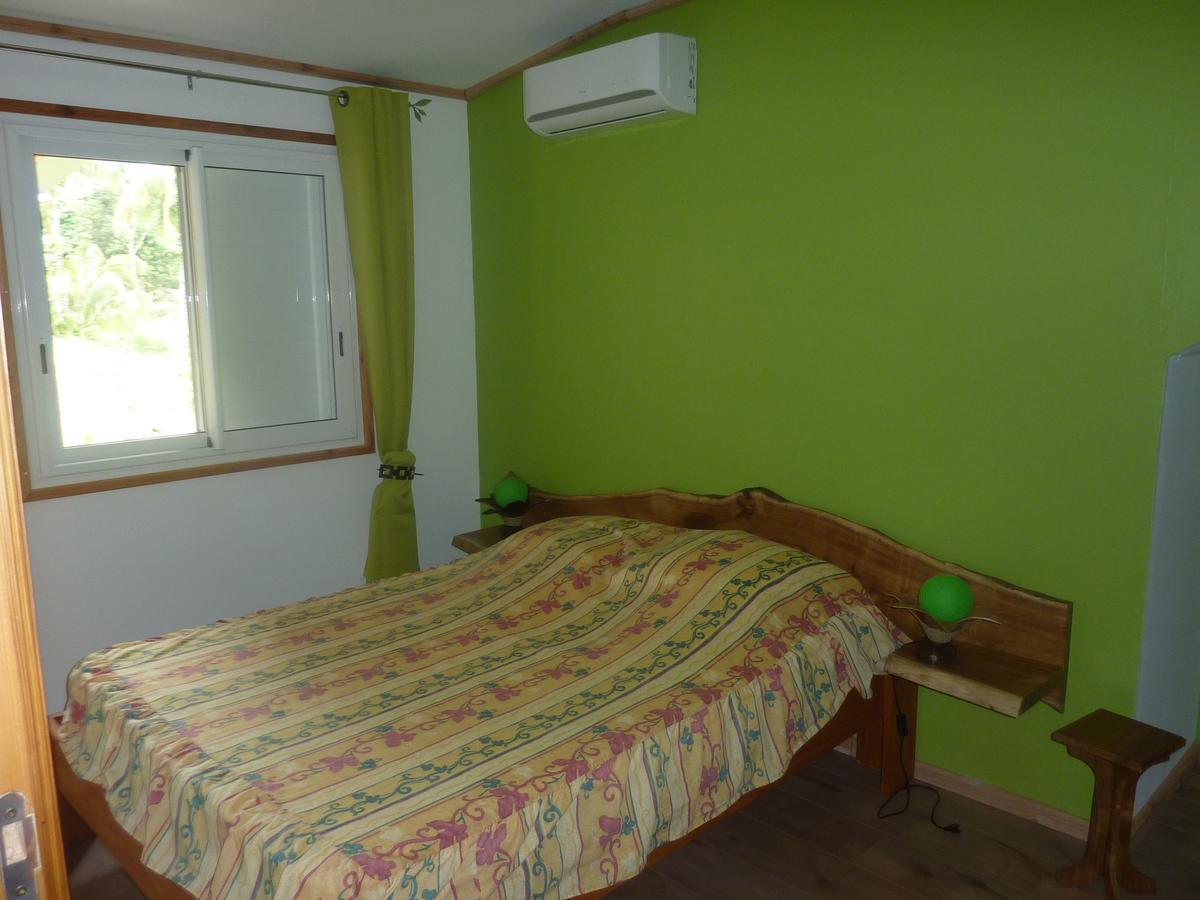 La Pointe Au Corail Bed & Breakfast Sainte-Rose Room photo